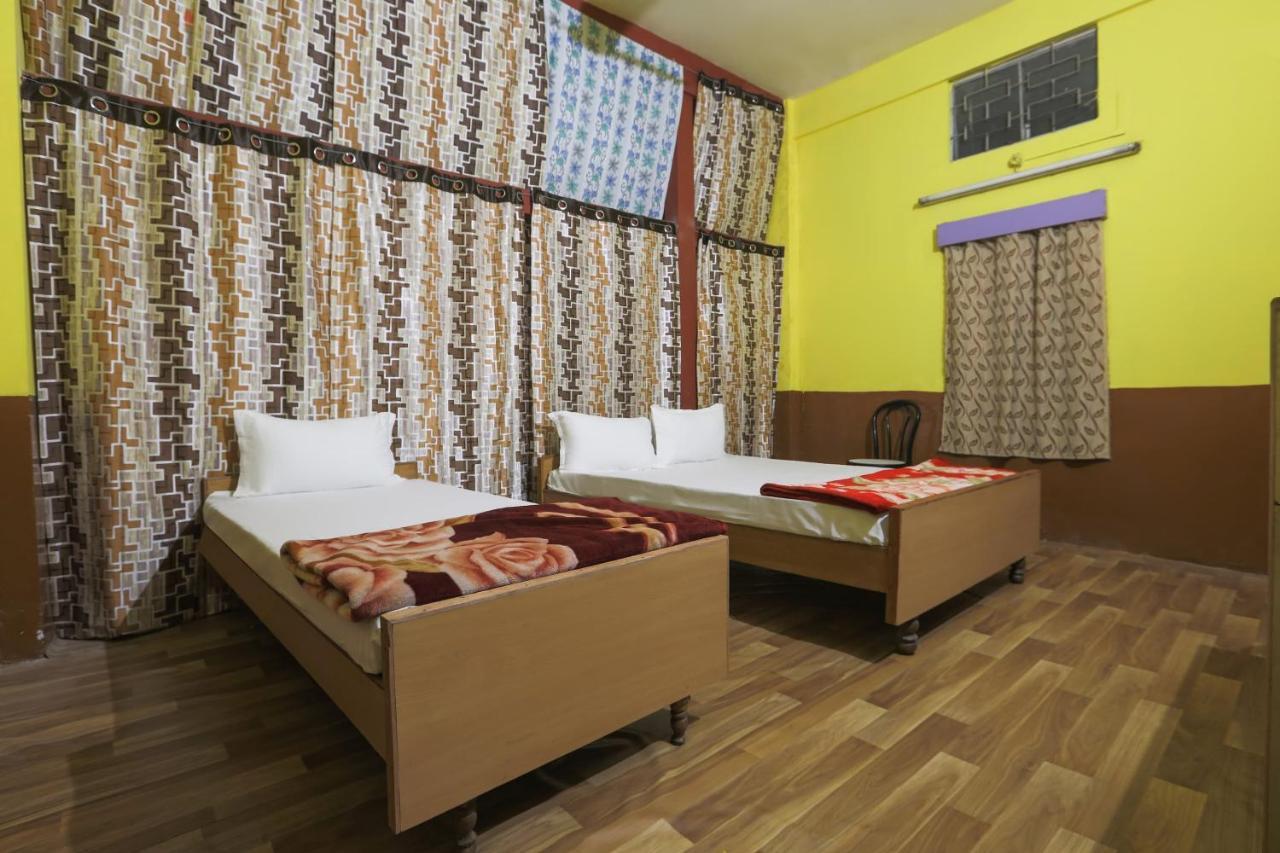 Oyo Hotel 43459 Oasis Lodge Jorhāt Extérieur photo