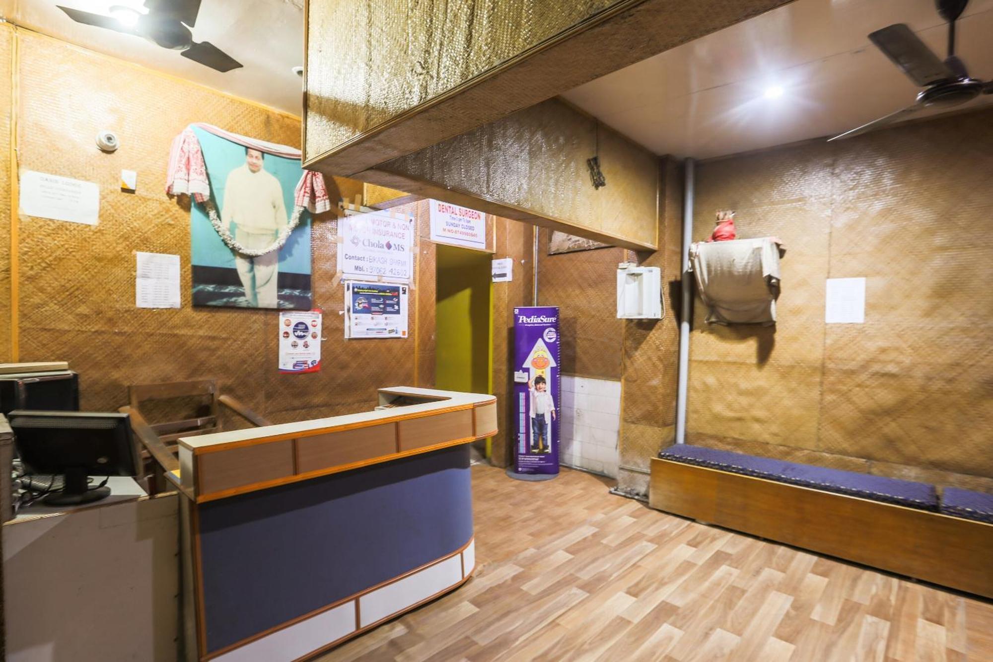 Oyo Hotel 43459 Oasis Lodge Jorhāt Extérieur photo